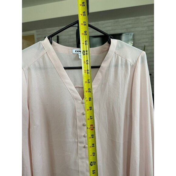 Express Button Front Blouson Sleeve Chelsea Popover Light Pink Shirt Size M - Picture 6 of 7